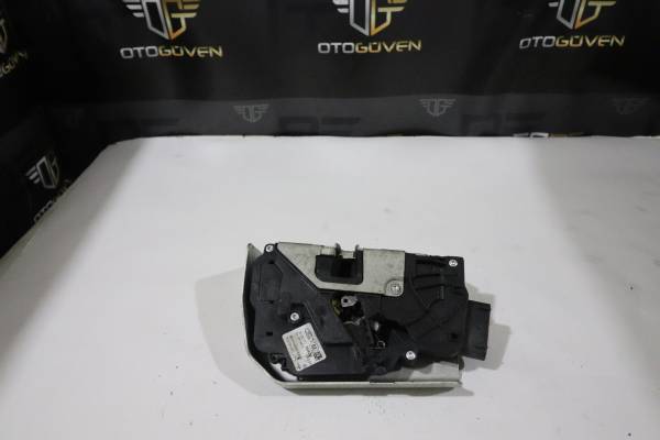 FORD TRANSİT 120 - 120 V ÇIKMA PARÇA TRANSİT V363 SÜRGÜLÜ KAPI KİLİDİ